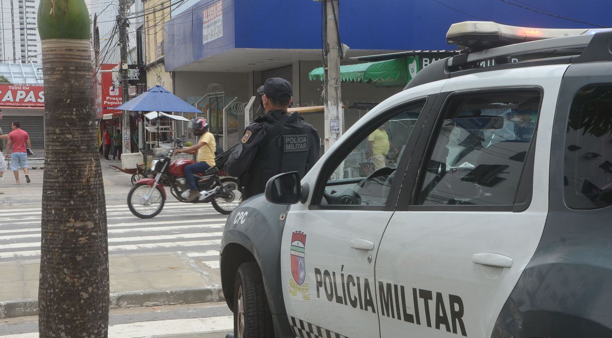 Policiamento nas ruas da cidade de Natal, no Rio Grande do Norte, após os ataques criminosos