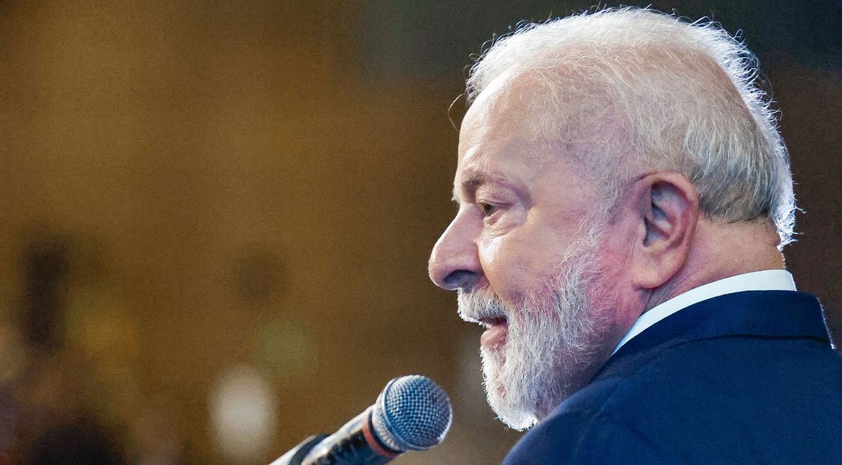 Presidente Luiz Inácio Lula da Silva foi diagnosticado com uma pneumonia leve