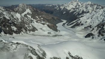 Estudos apontam que aquecimento global pode afetar populações que dependem da neve para abastecimento de água 