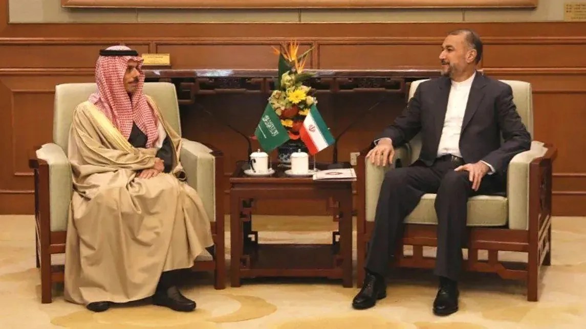 Ministros das Relações Exteriores da Arábia Saudita e do Irã se reúnem em Pequim em 6 de abril de 2023.