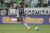 Hulk decide e Atlético-MG vence a primeira no Brasileirão