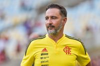 Vítor Pereira sobre trocar o Corinthians pelo Flamengo: “Estou pagando um preço”