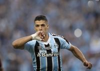 Em meio a rumores sobre aposentadoria de Suárez, Grêmio adota silêncio