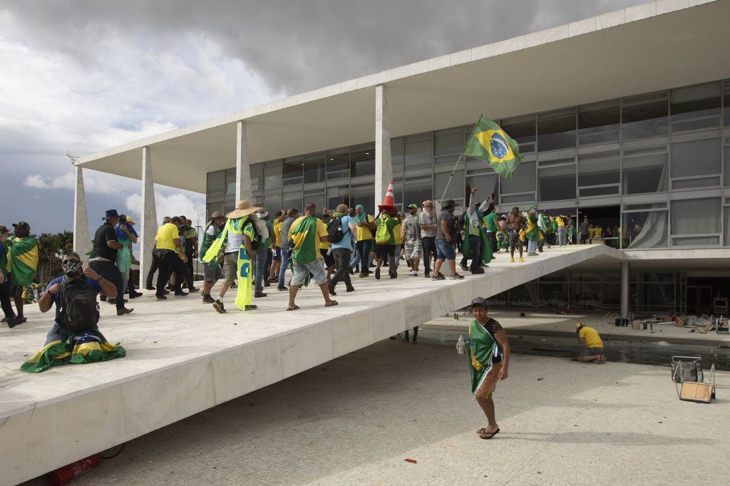 Invasão ao prédio do Supremo Tribunal Federal (STF) durante os atos criminosos de 8 de janeiro em Brasília