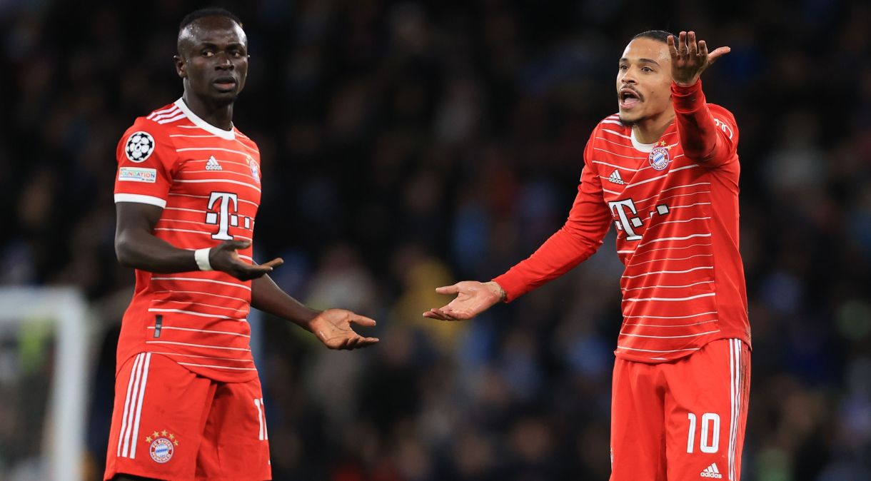 Mané e Sané discutem no jogo do Bayern