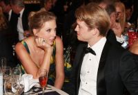 Taylor Swift e Joe Alwyn terminam relacionamento de seis anos