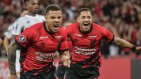 Athletico-PR vence Atlético-MG em duelo brasileiro pela Libertadores