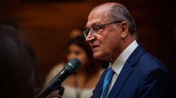 Após o evento, Alckmin se dirigiu a Sorocaba, no interior de São Paulo, onde a Toyota anuncia investimento de R$ 11 bilhões no país