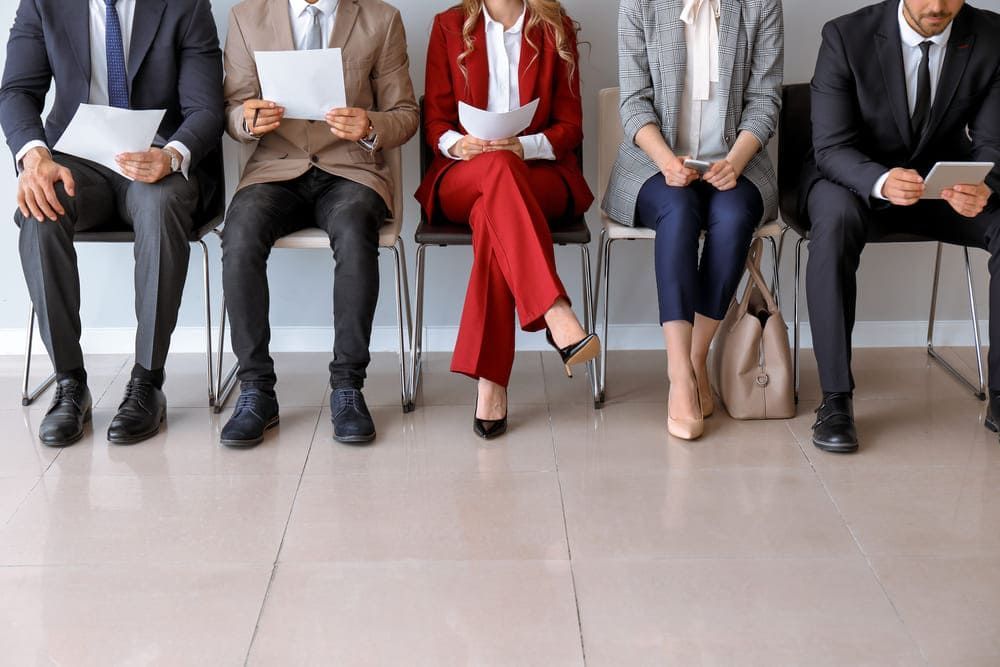 Para especialistas, a melhor dica para vestimenta em entrevista de emprego é: menos é mais