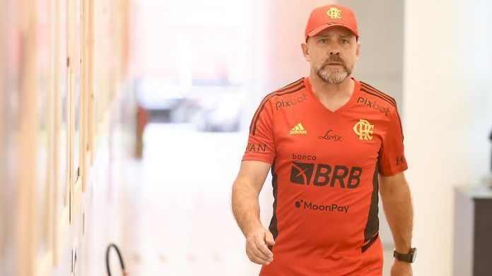 Mario Monteiro comandou a preparação física do Flamengo no começo do ano