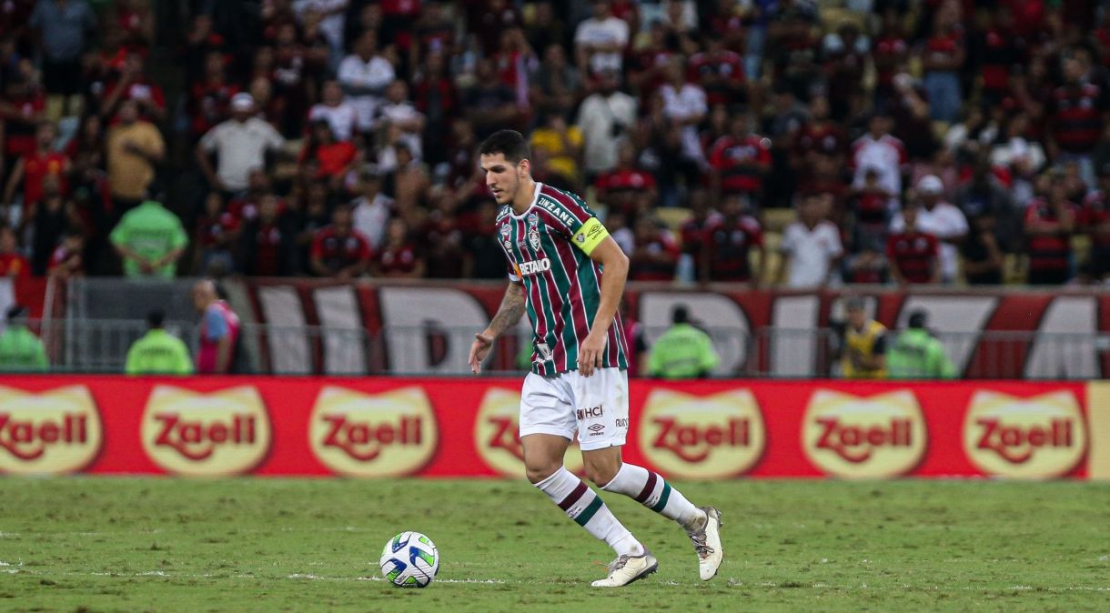 Nino é o atual capitão do Fluminense de Fernando Diniz