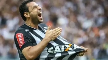 Reunião de conciliação entre Galo e ex-jogador foi nesta manhã (8) 