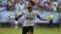 Com dois jogadores a mais, Flamengo sofre pressão do Bahia, mas vence em Salvador