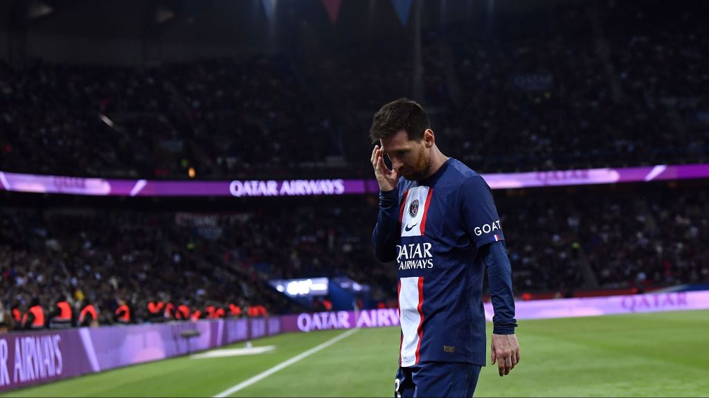 Messi foi vaiado pela torcida do PSG contra o Ajaccio