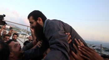 Khader Adnan, 45, foi preso ao menos 11 vezes desde 2004; Autoridade Palestina acusa Israel de "assassinato deliberado"