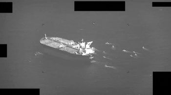 Foi a segunda abordagem contra embarcações comerciais feita pela frota iraniana no Golfo em uma semana, no que é a maior escalada de tensão desde 2019; Grécia emitiu advertências antes das ações iranianas