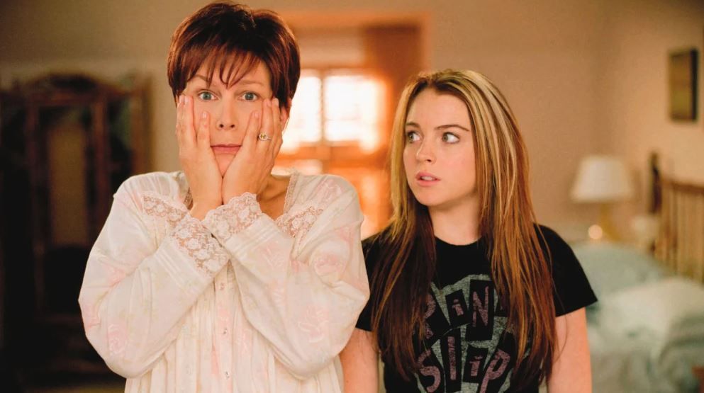 Jamie Lee Curtis e Lindsay Lohan no filme de 2003 "Sexta-Feira Muito Louca".