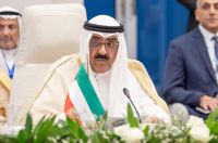 Decreto real dissolve parlamento no Kuwait