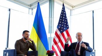 Presidente americano se reuniu com Zelensky neste domingo (21) em encontro no Japão