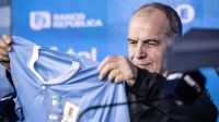 Bielsa é apresentado como novo técnico do Uruguai