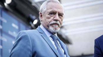 Ator que interpretou Logan Roy em "Succession" detonou a atuação de Phoenix