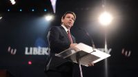 Republicanos indicam entrada de DeSantis na disputa de 2024 na próxima semana