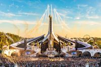 Tomorrowland divulga line-up com 40 artistas de festival que acontece em outubro