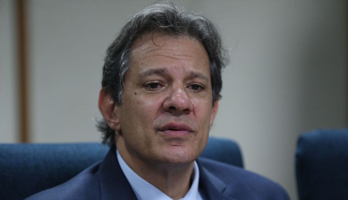 Ministro Fernando Haddad voltou a defender uma “meta de inflação contínua” e a criticar a referência no ano-calendário