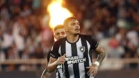 Brasileirão: Botafogo volta a jogar bem, vence Fortaleza e abre cinco pontos na liderança