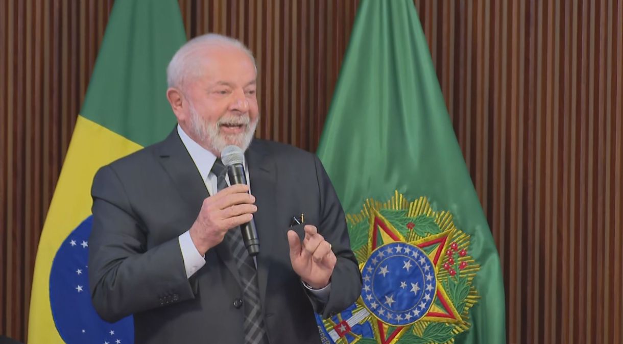 Presidente Luiz Inácio Lula da Silva (PT) em abertura de reunião ministerial