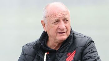 Técnico de 74 anos se reuniu com a cúpula do clube paranaense para comunicar o novo rumo na carreira