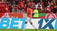 No Beira-Rio, Inter vence Vasco, que chega a cinco derrotas consecutivas no Brasileirão