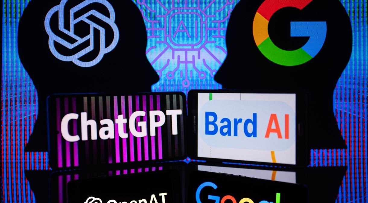 Google Bard VS OpenAI ChatGPT
