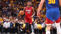 Miami Heat volta a suspender Jimmy Butler, agora indefinidamente