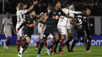 Flamengo é goleado pelo Red Bull Bragantino e cai para o quarto lugar no Brasileirão