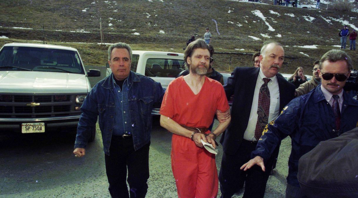 O terrorista Theodore 'Ted' Kaczynski durante sua prisão em Helena, no estado de Montana, em abril de 1996