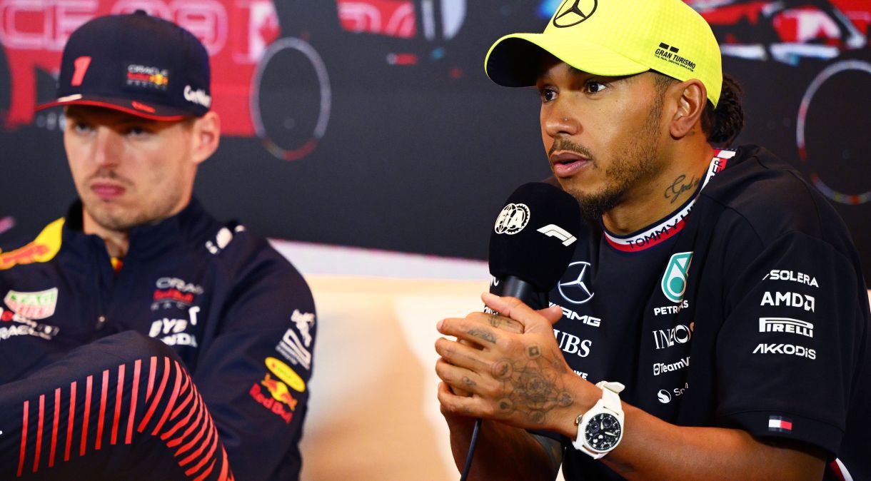 Max Verstappen e Lewis Hamilton