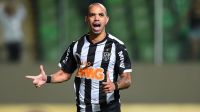 Diego Tardelli recebe oferta para voltar ao futebol em time brasileiro