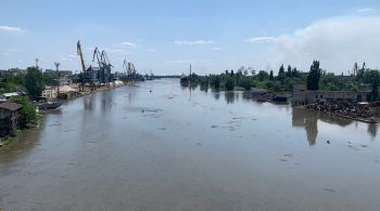 Derramamento é consequência da destruição da barragem de Nova Kakhovka, na região ucraniana ocupada pela Rússia; danos ambientais foram estimados em R$ 260 milhões  