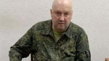 Sergei Surovikin, que chegou a chefiar a invasão à Ucrânia, teria optado por auxiliar o líder mercenário Yevgeny Prigozhin em sua tentativa de derrubar lideranças militares