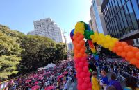 História em panfletos: veja 28 anos da divulgação da Parada do Orgulho de SP