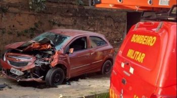 Carro com dez passageiros se chocou com caminhonete conduzida por homem que apresentou alteração em teste do bafômetro e foi preso em flagrante; caso aconteceu em Belo Horizonte