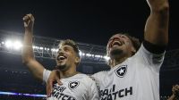 Tabela do Campeonato Brasileiro: Vasco vence, mas segue no Z-4; Botafogo continua líder