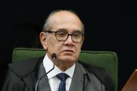 Gilmar Mendes toma posse como ministro substituto do TSE