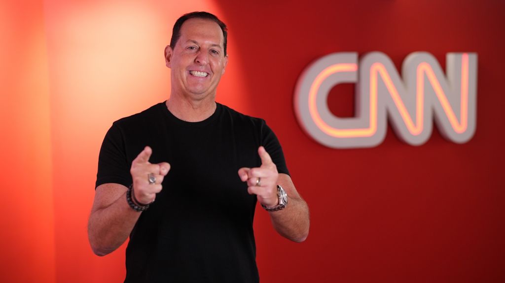 Apresentador Benjamin Back é o novo nome do esporte da CNN Brasil