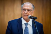 Alckmin: governo vai agir para regular e-commerce das gigantes do varejo