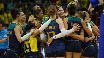 Seleção Brasileira esteve duas vezes atrás no placar, mas conquistou vitória por 3 sets a 2