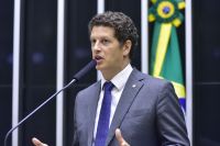 Ricardo Salles é designado relator da PEC das Drogas na CCJ e defende proposta