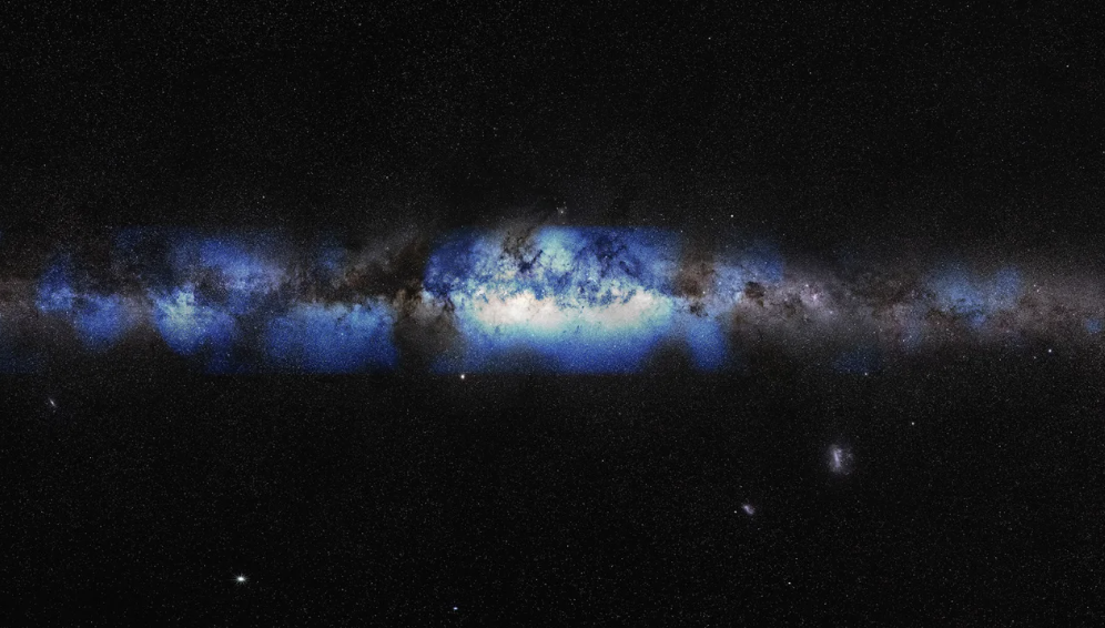 A ilustração de um artista retrata a Via Láctea vista através de uma lente de neutrinos, que é mostrada em azul.