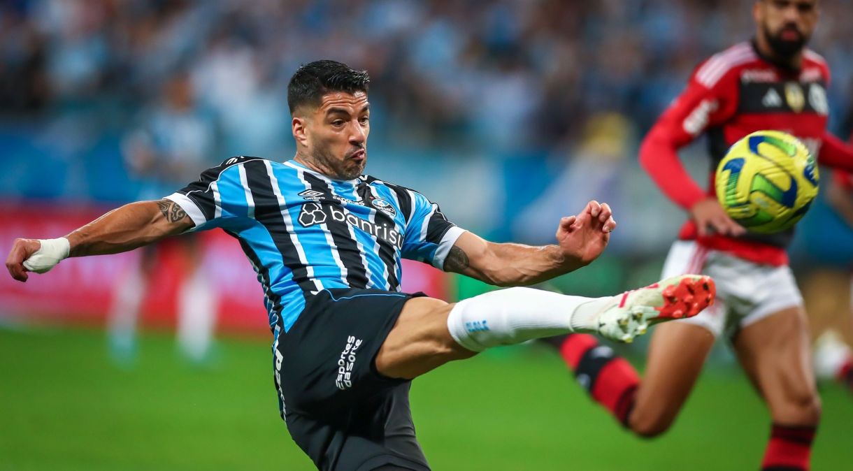 Suárez ficará no Grêmio até dezembro